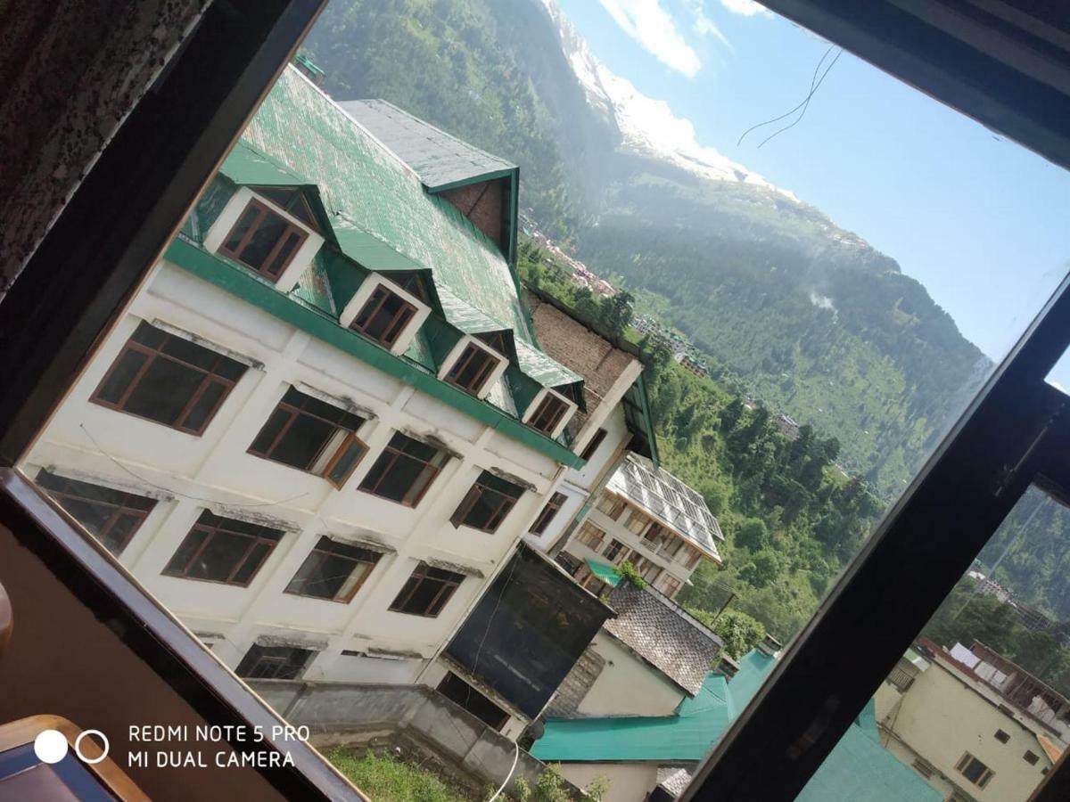 Manali Mantra By V4 Entertainment Pvt Ltd Hotel - Manali (Himachal Pradesh) — Photos 1